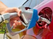 Incrementa venta de gasolina en frontera debido a aumento precios en México