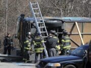 Al menos 13 muertos y dos heridos en un accidente de autobús en Texas