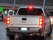 Marcha de inmigrantes interrumpe tránsito, frustra a conductores