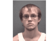 Empleado de panadería arrestado después de haber puesto pedazos de metal en pan