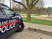 Encuentran cuerpo en Highland Park