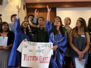 Juez niega a soñadores pagar colegiaturas como residentes en Arizona