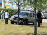 Camión y camioneta chocan en Calle 28 a pleno día