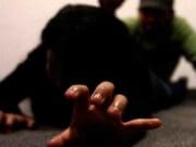 Hombre ataca sexualmente a mujer mientras ella dormía