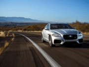 Jaguar XF. Para entusiastas o ecológicos