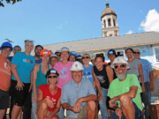 Alcalde, milenios ayudan a construir viviendas accesibles