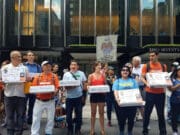 Miles de firmas piden al Chase y Blackstone que dejen de cooperar con Trump