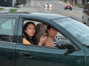 Conductores no podrán usar celulares bajo nueva ley