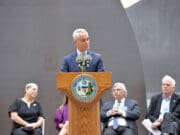 Alcalde de Chicago pide al estado «carta de derechos» para «soñadores»