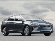 Hyundai Ioniq: ¿Una piedra en el camino del Toyota Prius?