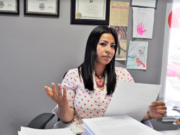 “Usen sentido común de lo que suban a la red”