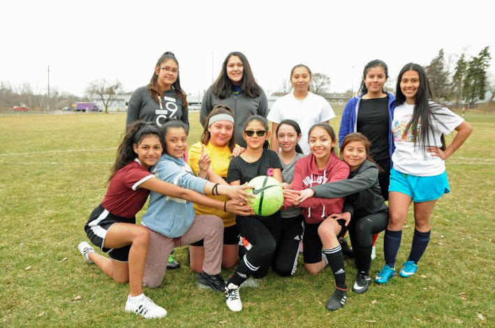Equipo femenino de fútbol de Godwin listo para temporada