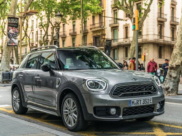 Mini Countryman ahora también hÍbrido.