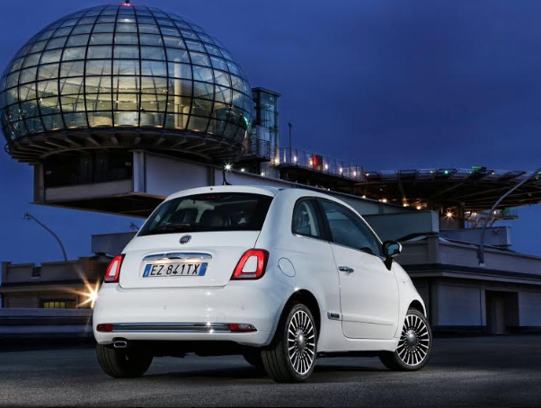 Fiat 500. Envase pequeño con aroma italiano.