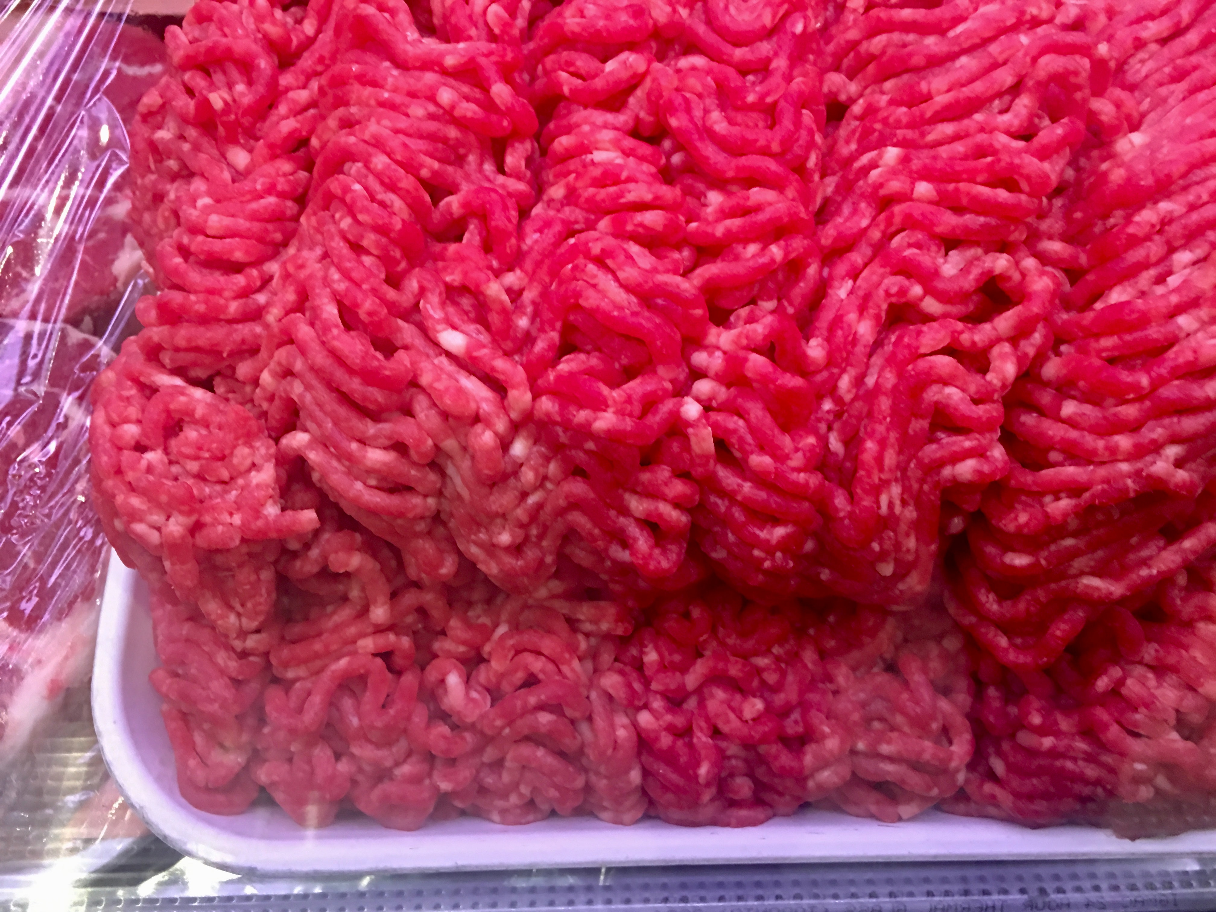 Alerta por carne molida contaminada en 10 estados de EEUU, van 156 infectados