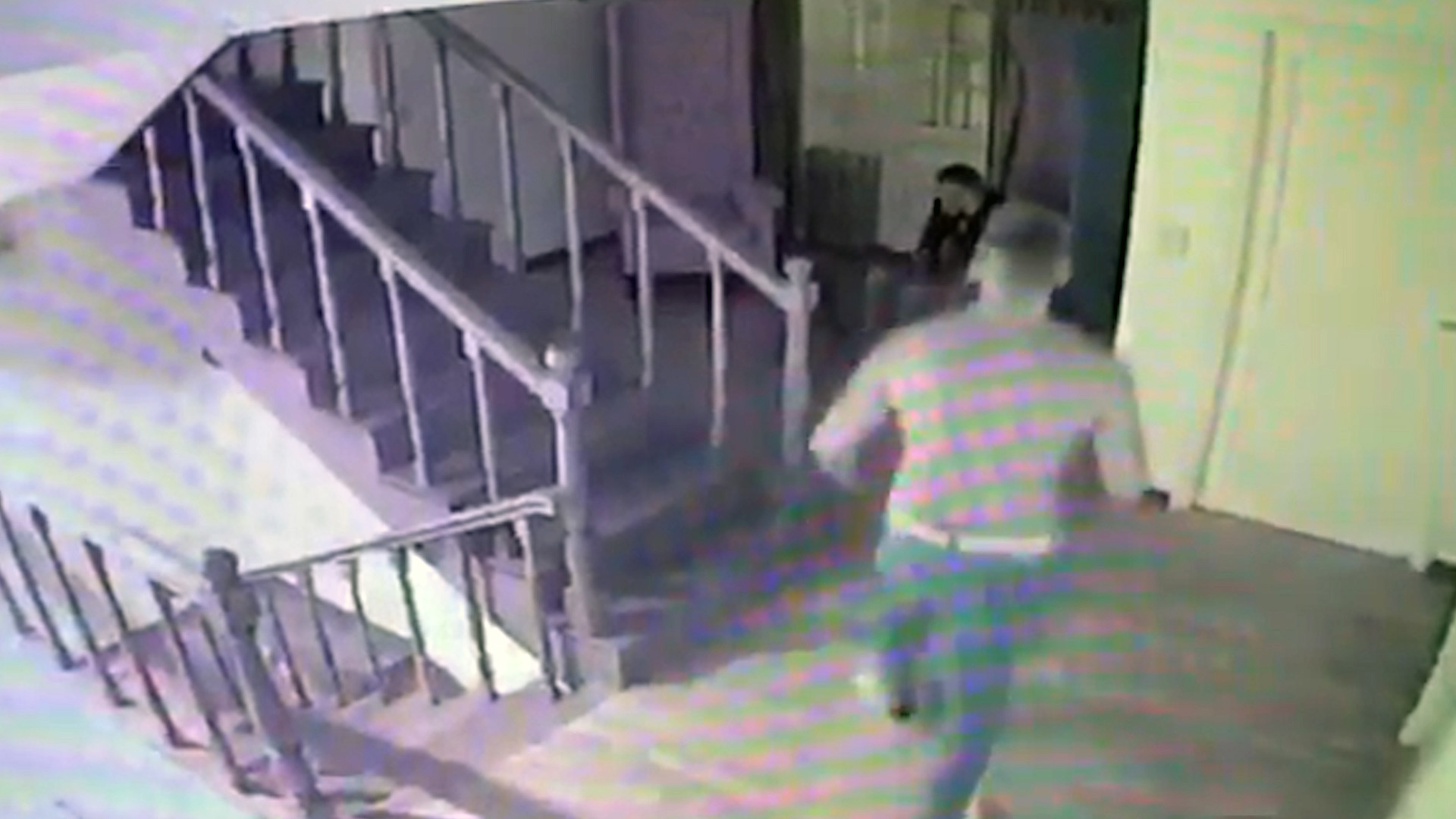 VIDEO: Escalofriantes imágenes de un fisicoculturista golpeando brutalmente a su ex novia
