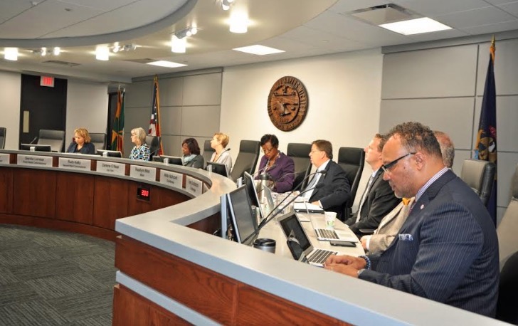 Grand Rapids apoya que regresen licencias de conducir a indocumentados