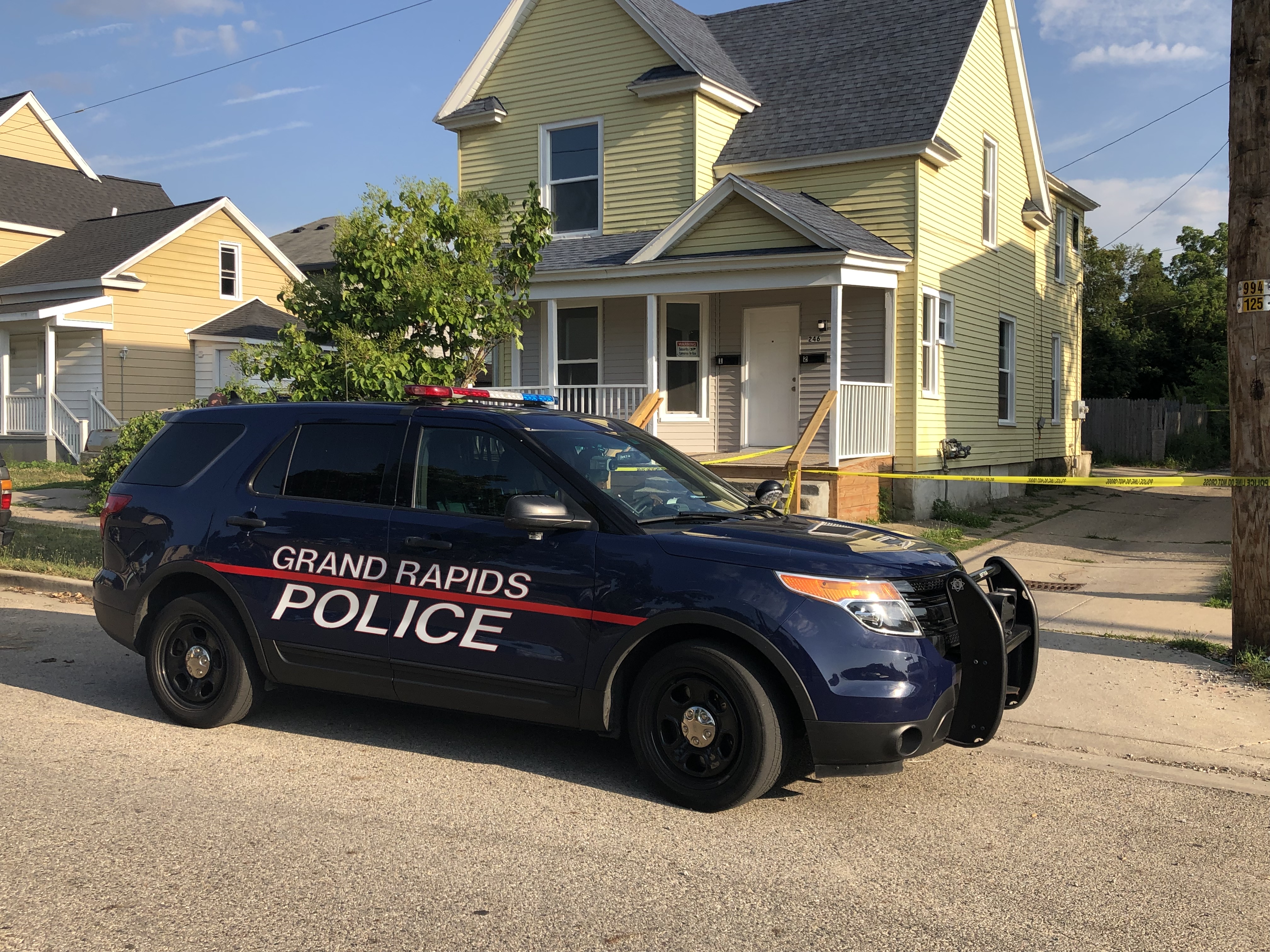 Hombre muere baleado al interior de una fiesta