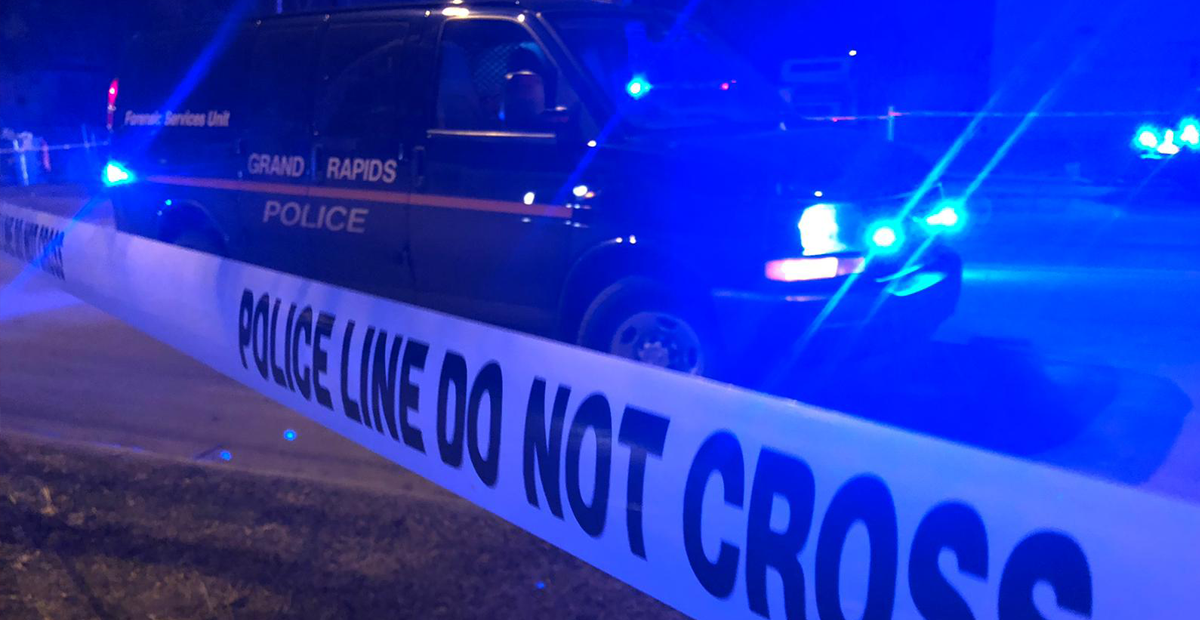 GR: Intruso de un domicilio termina ultimado a tiros