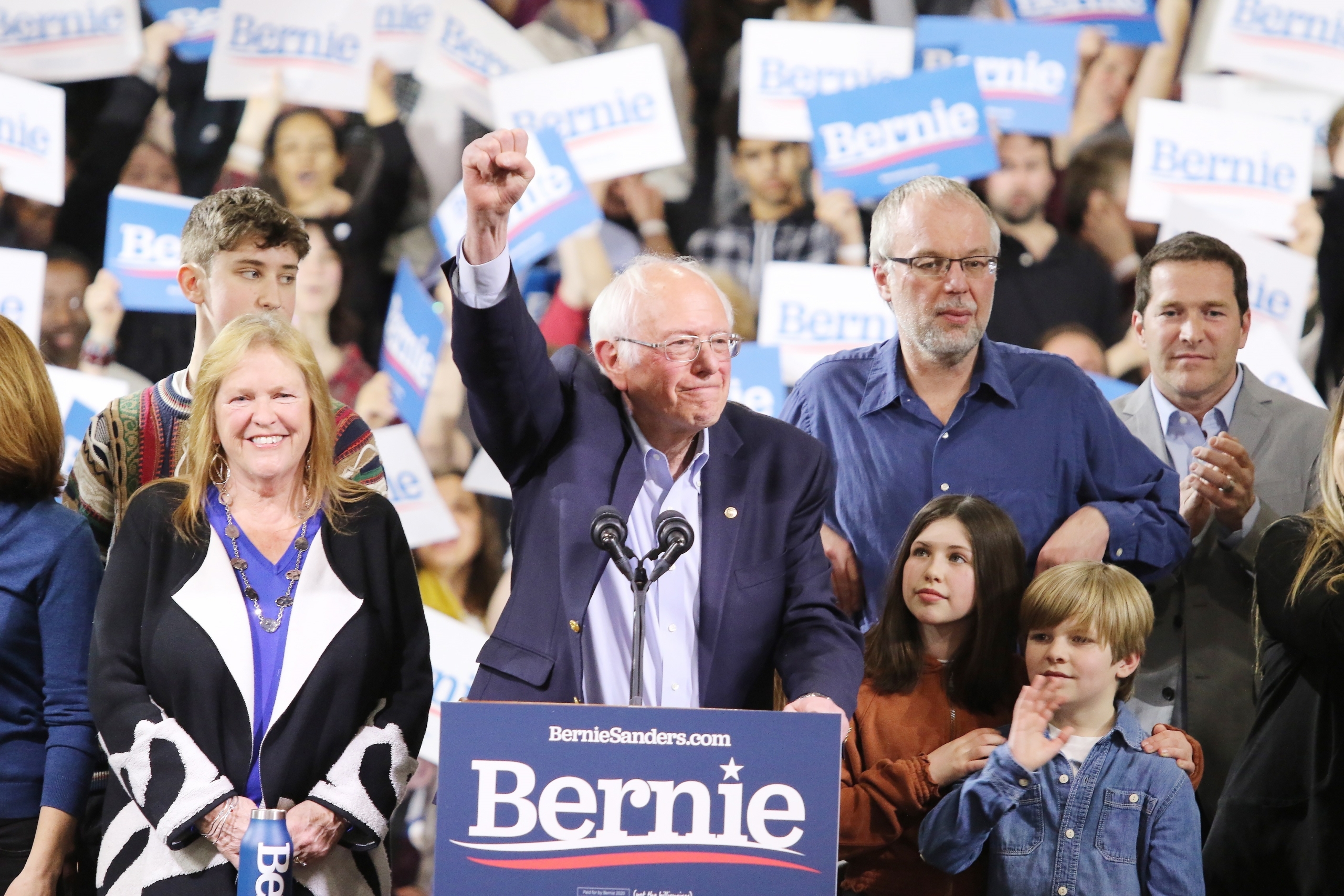 Bernie Sanders gana en California, el gran premio del supermartes