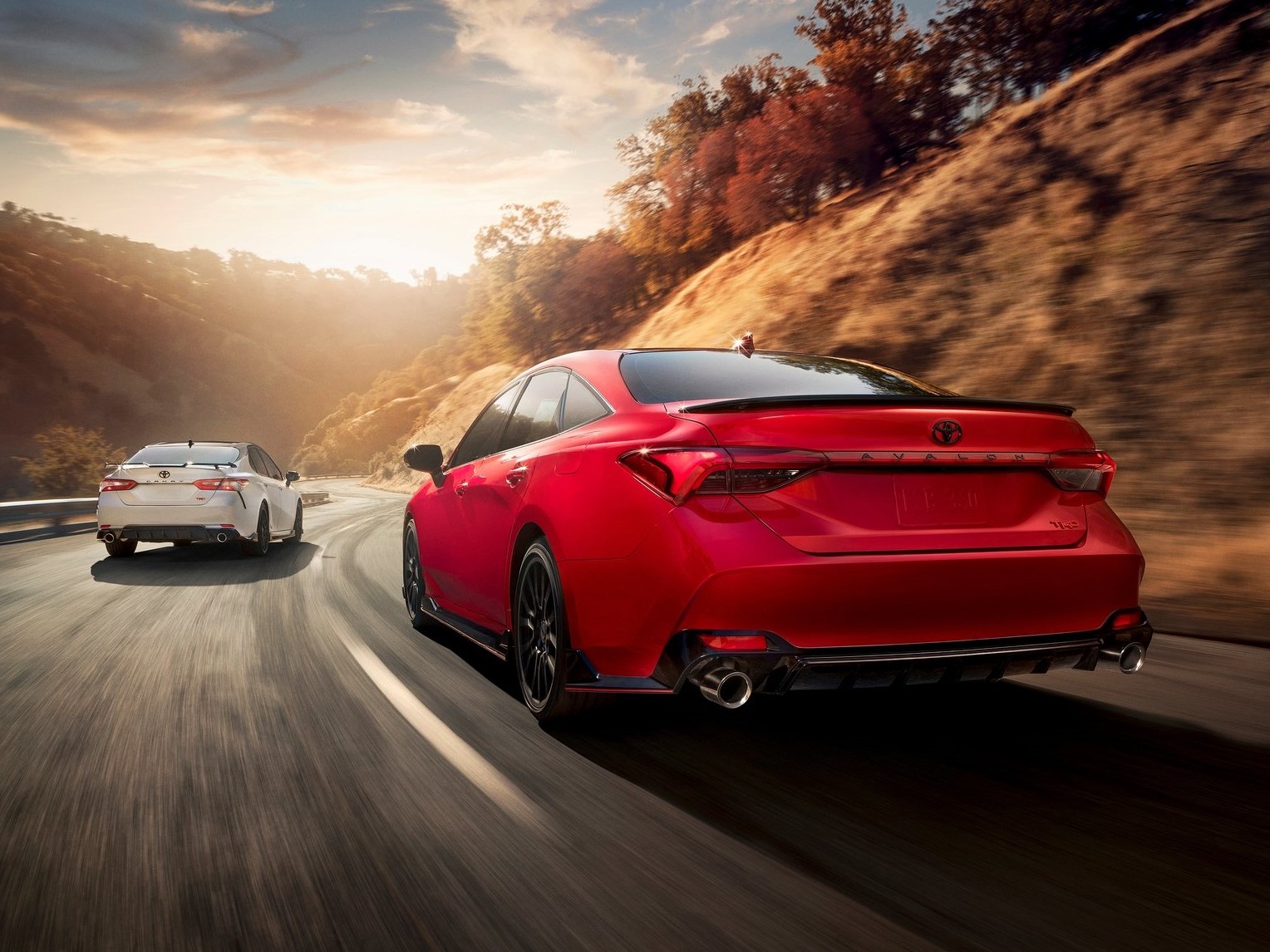 Avalon TRD 2020, Toyota experimenta con la fuente de la juventud.