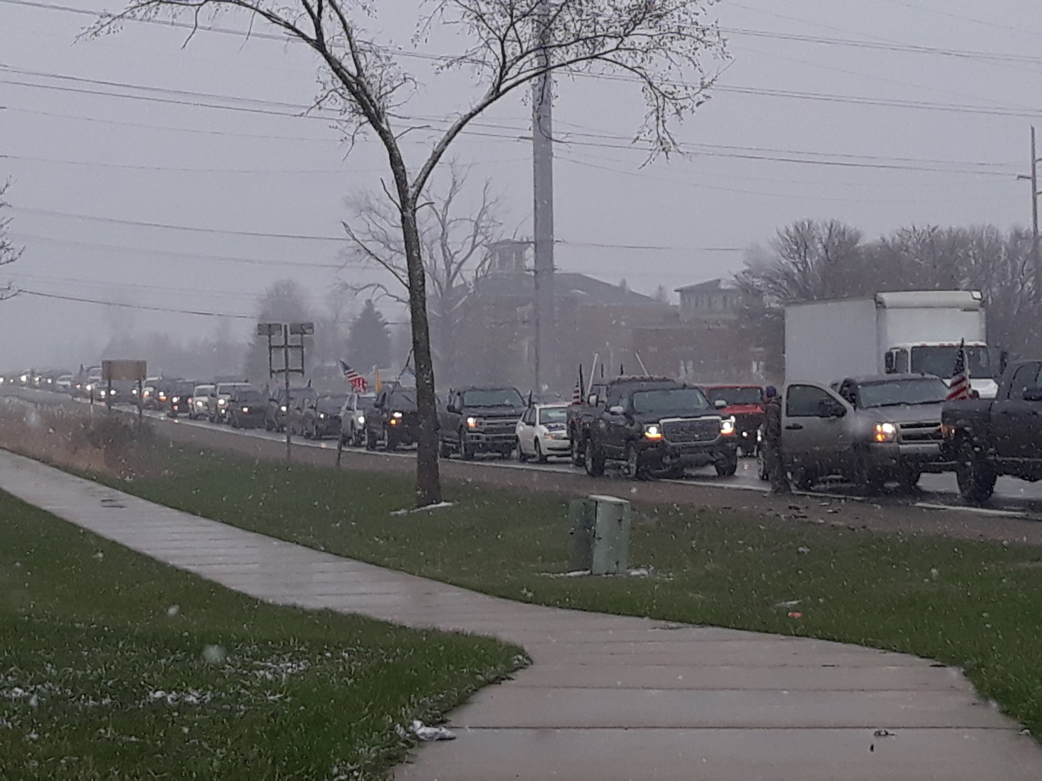 Protestan contra la orden ejecutiva ‘quédate en casa’