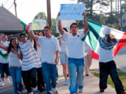 Estudiantes internacionales en riesgo de ser deportados por el coronavirus