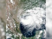 Huracán Hanna se fortalece cerca de Texas y Gonzalo rebaja a depresión