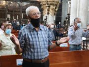Iglesia católica mexicana reanuda las misas tras el cierre por pandemia