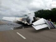 Presunto avión del narcotráfico se incendia en carretera en sureste de México