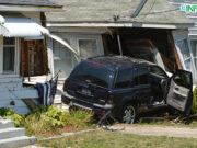 Impactante accidente de camioneta contra vivienda