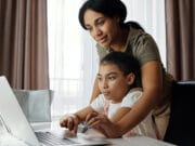 Anuncian $65 millones en fondos de la Ley CARES para las escuelas de Michigan