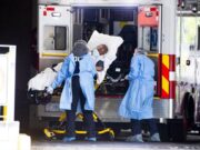 Octavo inmigrante bajo custodia de autoridades de EEUU muere de COVID-19