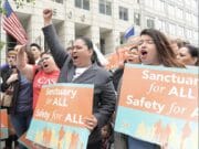 Activistas se movilizan para liberar a inmigrante operada involuntariamente