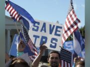 Senadores demócratas presentan propuesta para conceder el TPS a venezolanos
