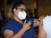 México estima vacunar contra COVID a toda su población en septiembre de 2021