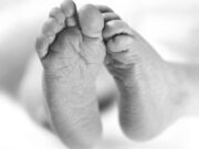 Adolescente da a luz a escondidas y coloca al bebé en el congelador