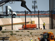 Critican aprobación de fondos para el muro de Trump en 2021