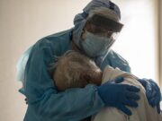 Video viral: médicos y enfermeras hacen este emotivo llamado