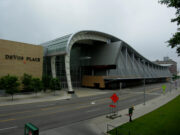 Condado de Kent pagará $ 12 mil al día a DeVos Place para la clínica de vacunación COVID