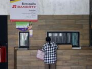 México crea un mecanismo para facilitar el envío electrónico de remesas