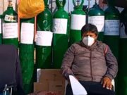 Hermanos empeñan su casa y gastan miles de pesos en oxígeno para salvar a su madre de Covid-19