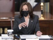 Kamala Harris pide dar «esperanza» a los centroamericanos para que no emigren