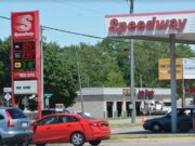 Gasolinazo para el Día de los Caídos, los precios más altos desde el 2014