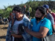 Hallazgo de un muerto enturbia el rescate de mineros atrapados en México