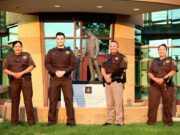 Instructores latinos en la primera Academia de Policía Ciudadana Latinx
