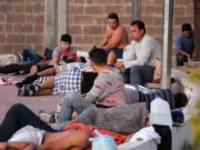 Florida firma ley que endurece sus políticas migratorias