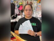 Hispanos me estafaron cobrando cheques falsos