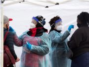 USA bate el récord de nuevos casos en un día, con 488.000 infectados