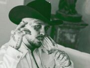 Christian Nodal aparece sin un solo tatuaje e impacta la red | VIDEO